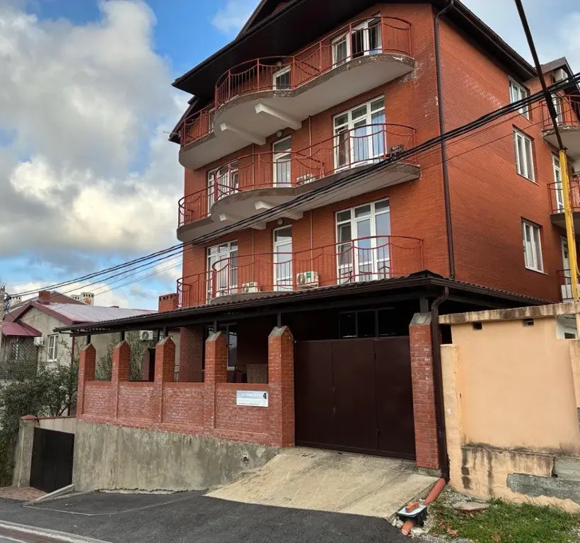 Айвазовского 4