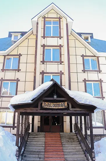 NATIONAL DOMBAY HOTEL 