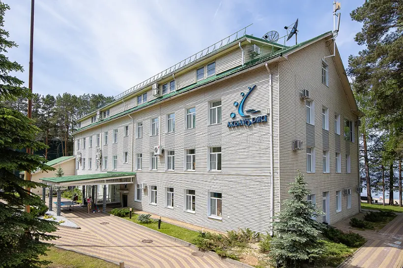 Клубный отель «Акватория» 