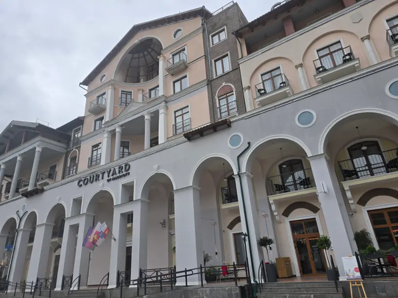 Гостиница «Кортъярд Марриотт Сочи Красная Поляна»  (Courtyard by Marriott Sochi Krasnya Polyana)