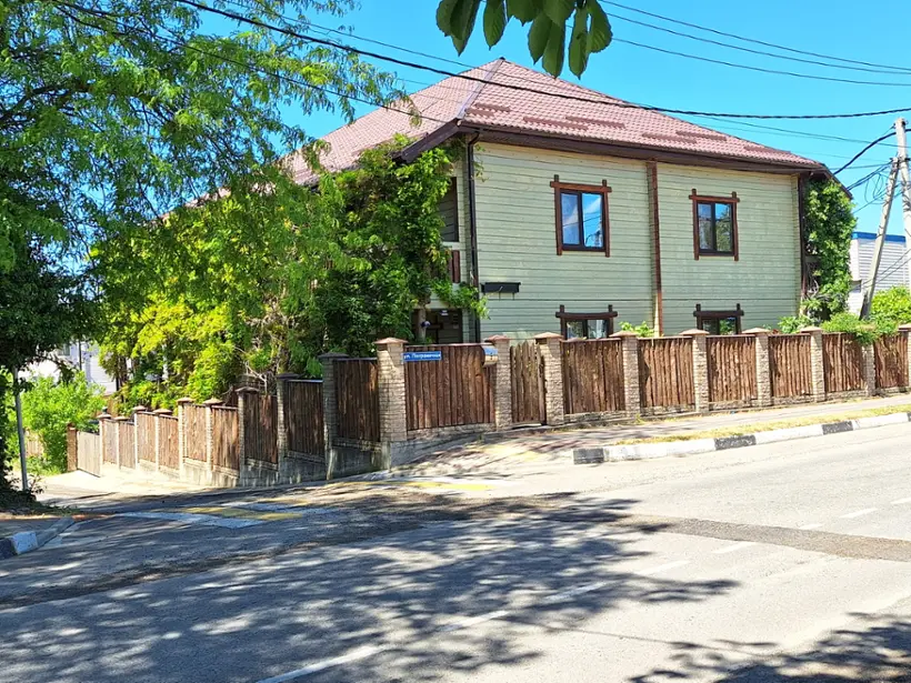 Мама Джан