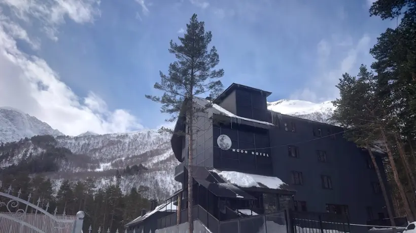 Отель «MOON HOTEL»
