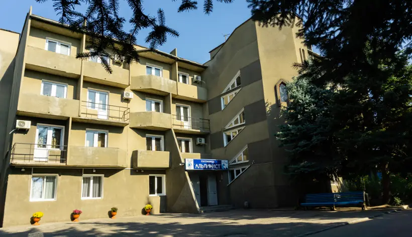 Гостиница «Альпинист»  