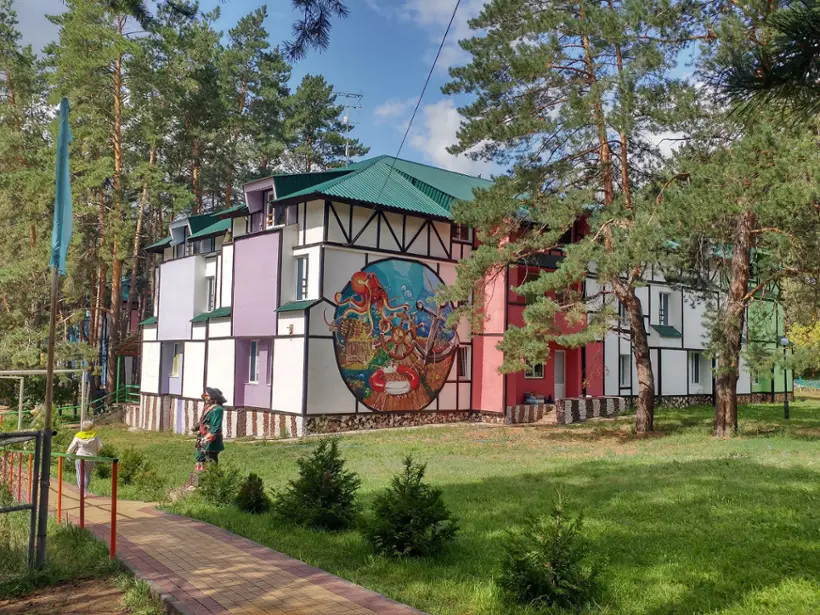 Гостиница "Космос"