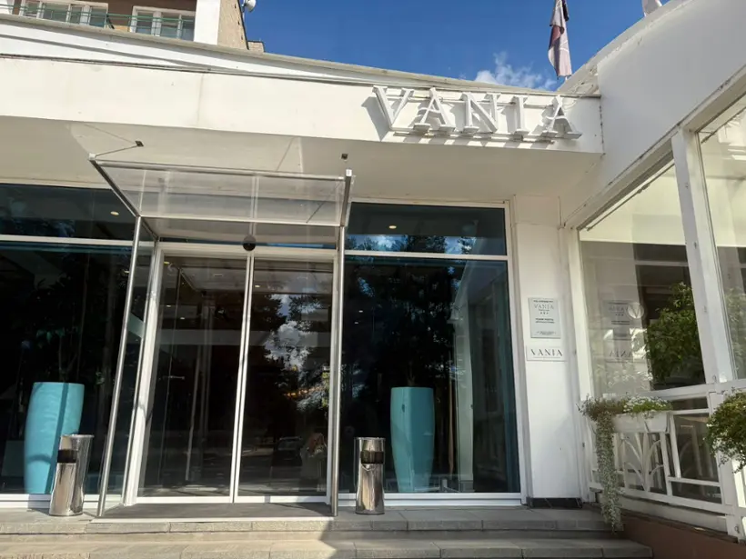 Отель "VANIA ROOMS HOTEL"