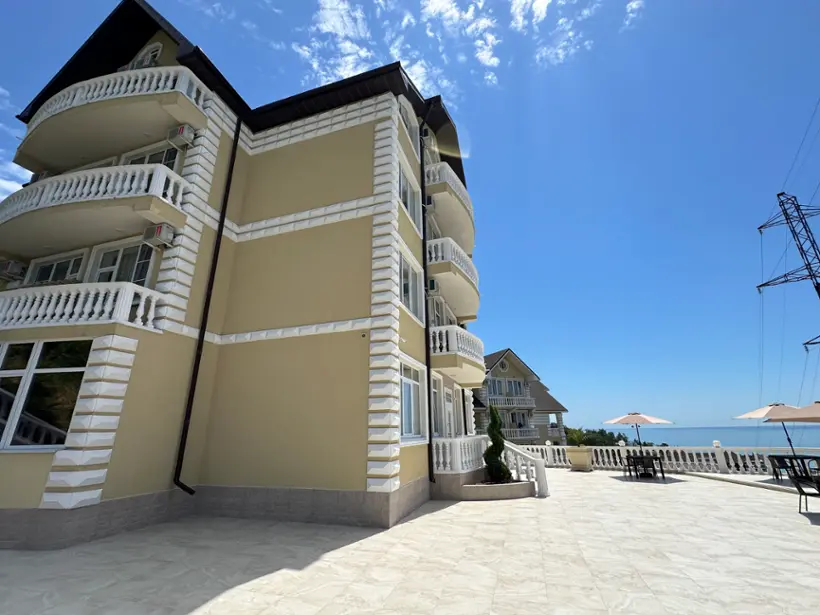 ОТЕЛЬ  «ANI LOO HOTEL» 