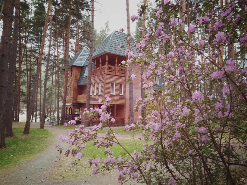 Общество с ограниченной ответственностью Туристский комплекс "Манжерок"
