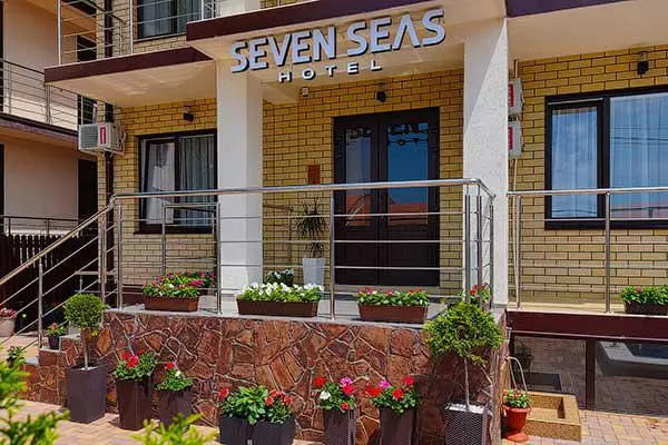 Загородный  Отель "SEVEN SEAS"