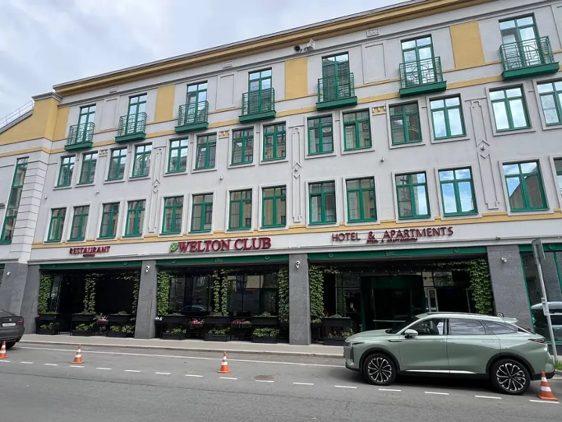 Отель «Welton Club Hotel & Apartments»