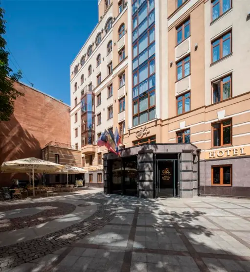 Гостиница «Aglaya Hotel & Courtyard»/«Аглая», ООО «Аглая»