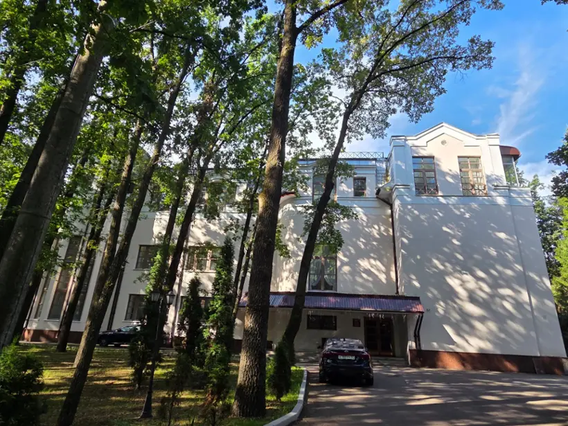 гостиничный комплекс "Лесной"